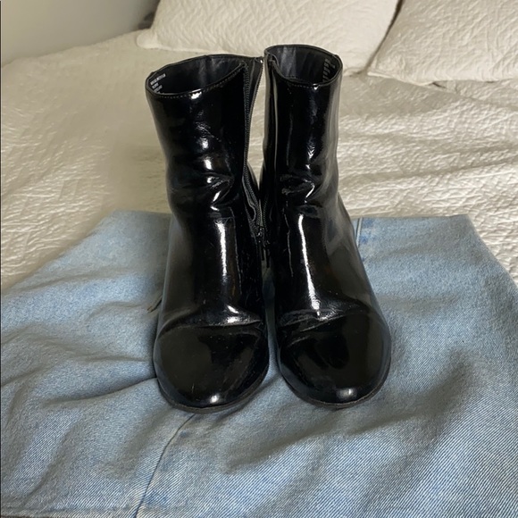 Black Patent (faux) leather booties! - Picture 2 of 5